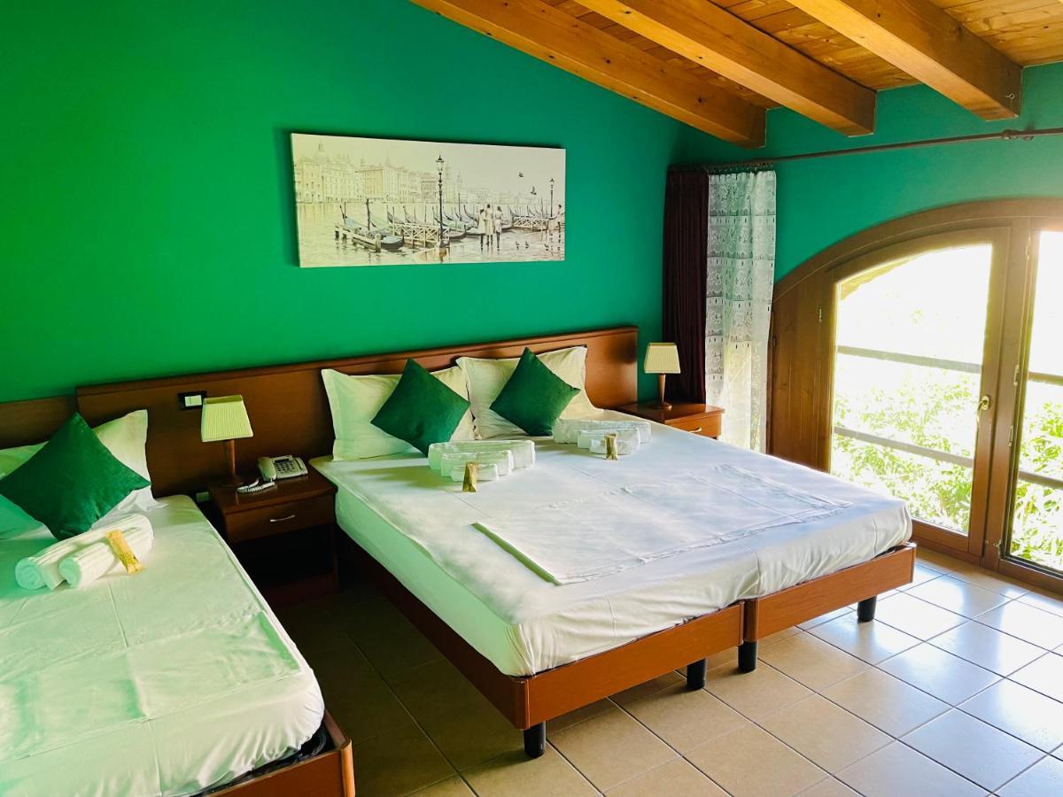 Hotel Al Bosco Сона Екстер'єр фото