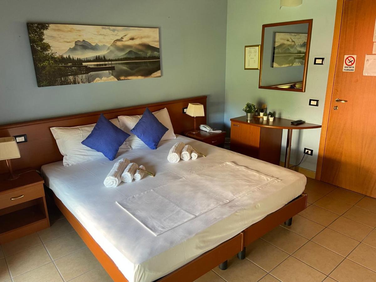 Hotel Al Bosco Сона Екстер'єр фото